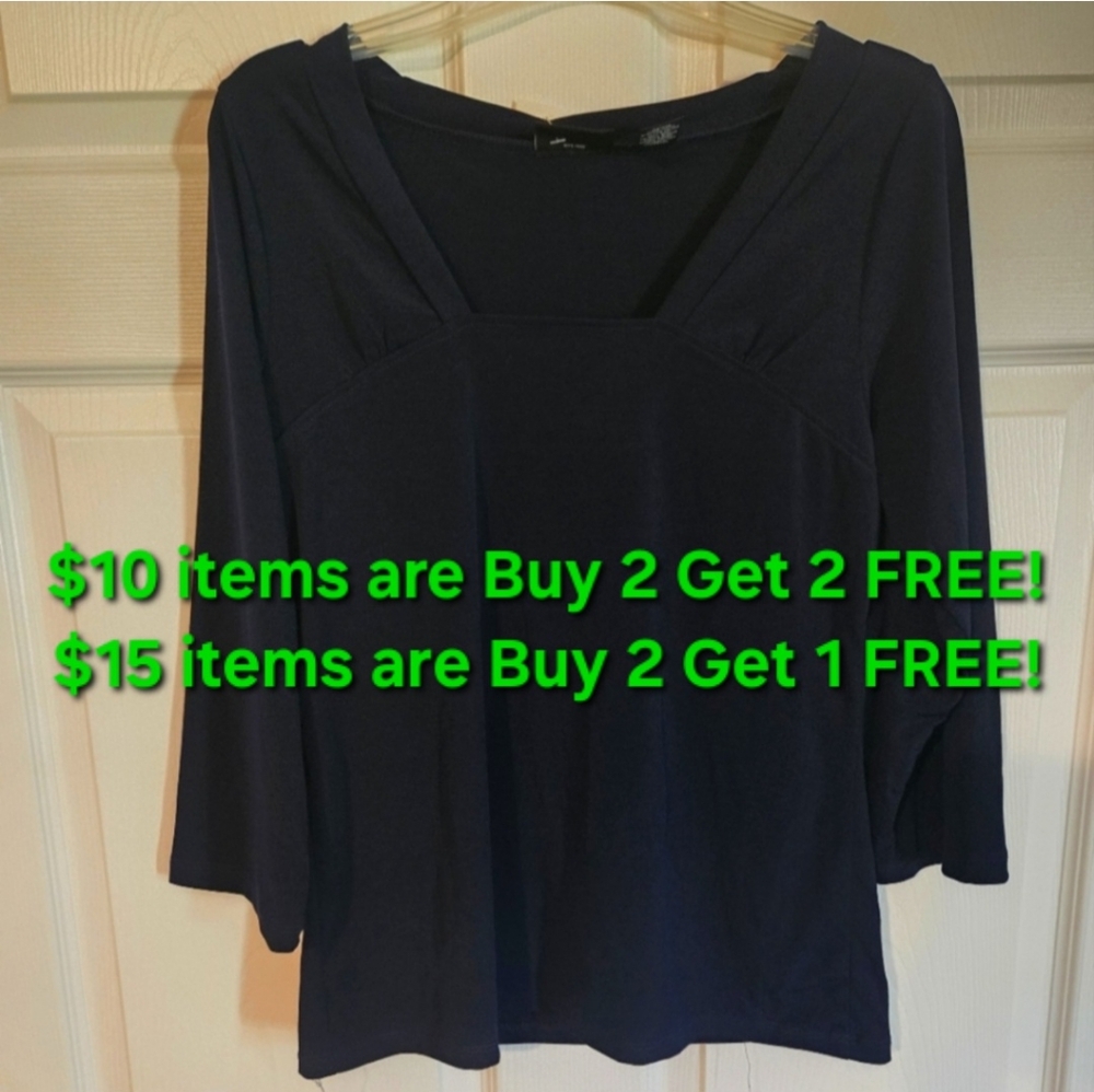 NWT NEW YORK & COMPANY NAVY STRETCH TOP.